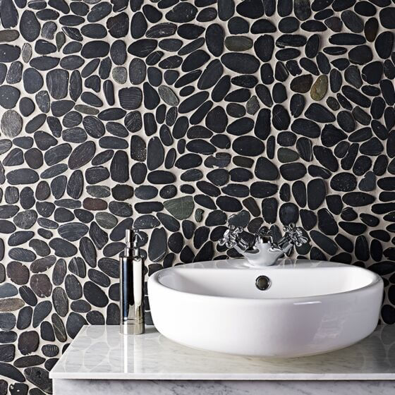 Riverstone Black Flat Cut Pebble Mosaic 305x305mm All tiles TILEJOB