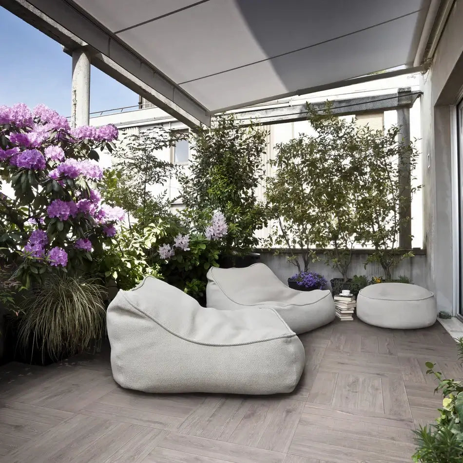 Are porcelain tiles good for outdoor?
