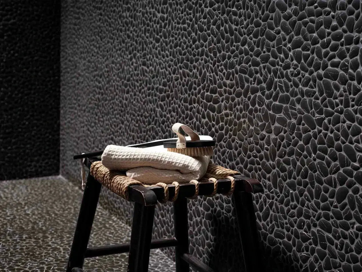 Pebble mosaic tiles
